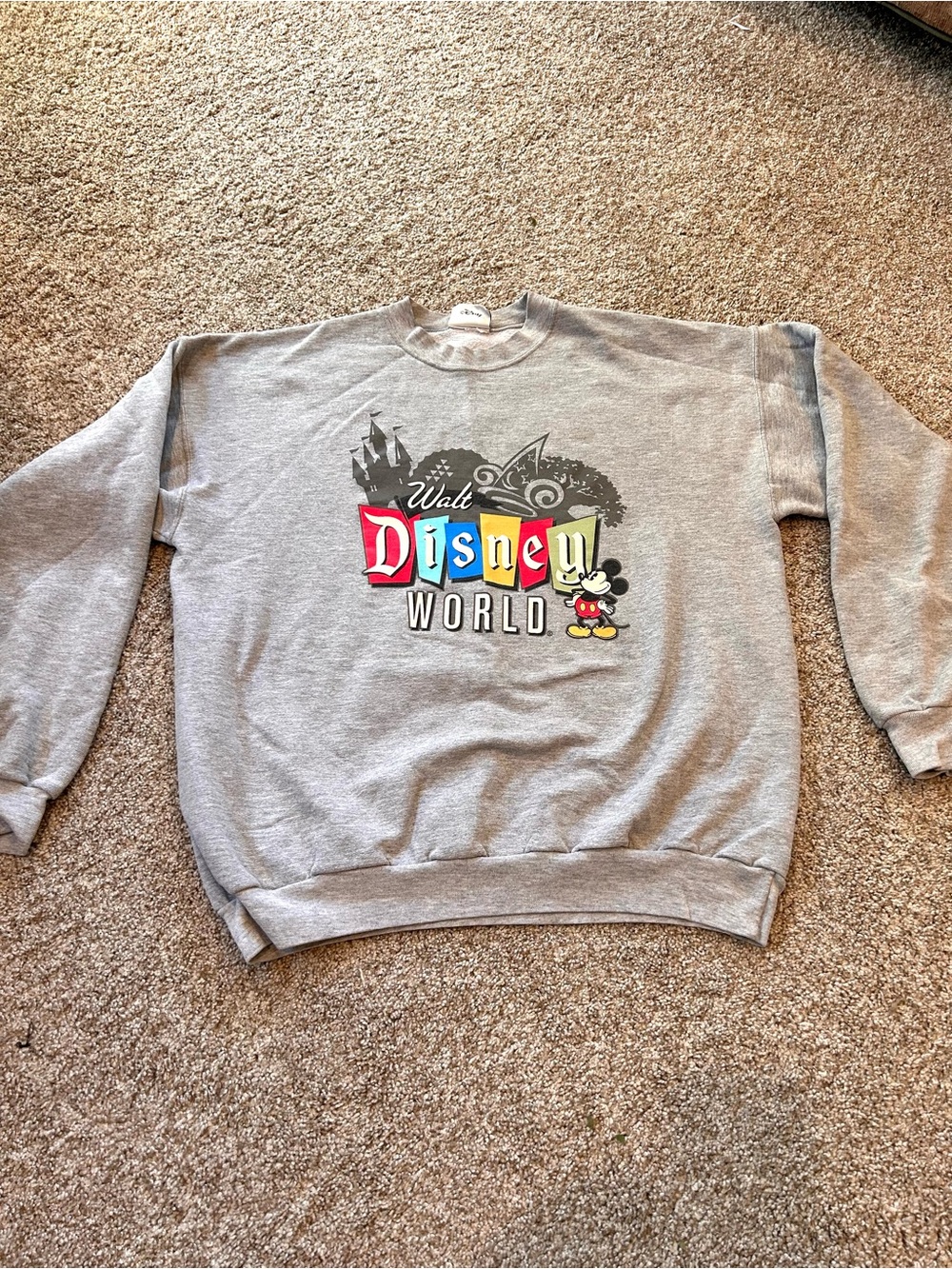 VTG Walt Disney World Mickey Mouse Crewneck. Lightweight. Magic Kingdom. EUC.